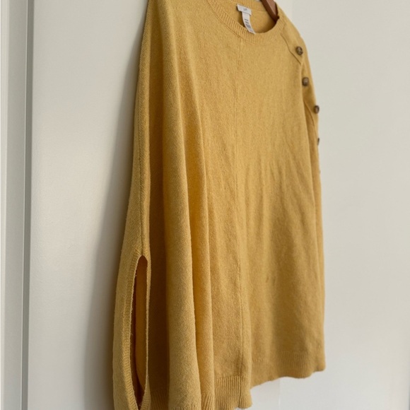 J Jill Women's Yellow Pastel knit Poncho Cape Button Detail One Size Sweater - Picture 6 of 6